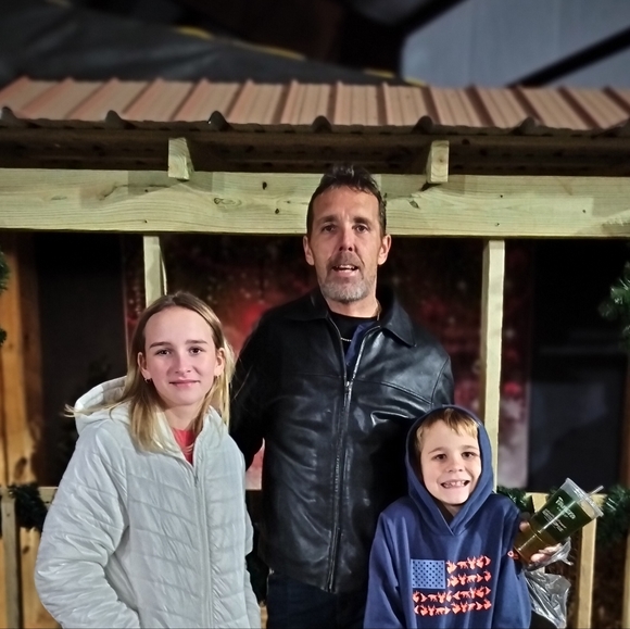 I have everything you want from the tip of ur toes to the top of your head! - Picture 4 of 4